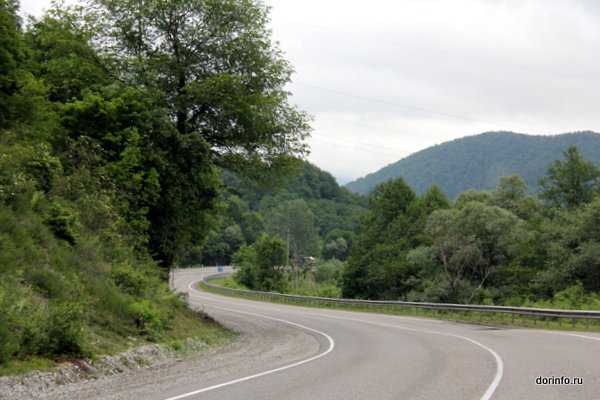 Свыше 37 км автодорог отремонтировали в 2023 году в КЧР по нацпроекту