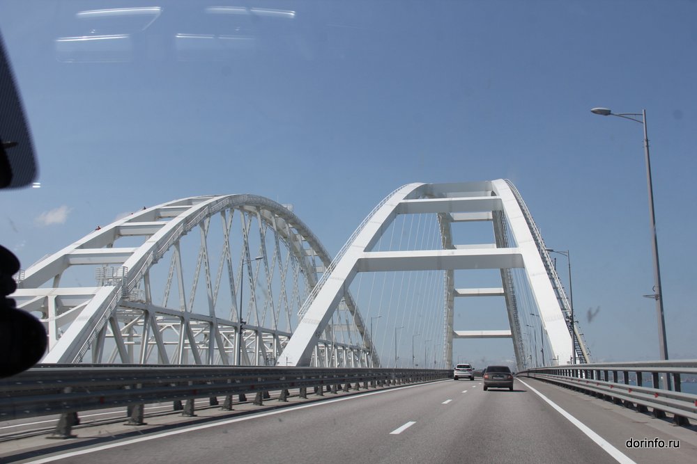 Крымский мост временно перекрыли утром 10 апреля