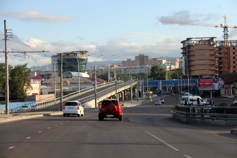 Крайнюю правую полосу Селенгинского моста в Улан-Удэ перекроют на полтора месяца