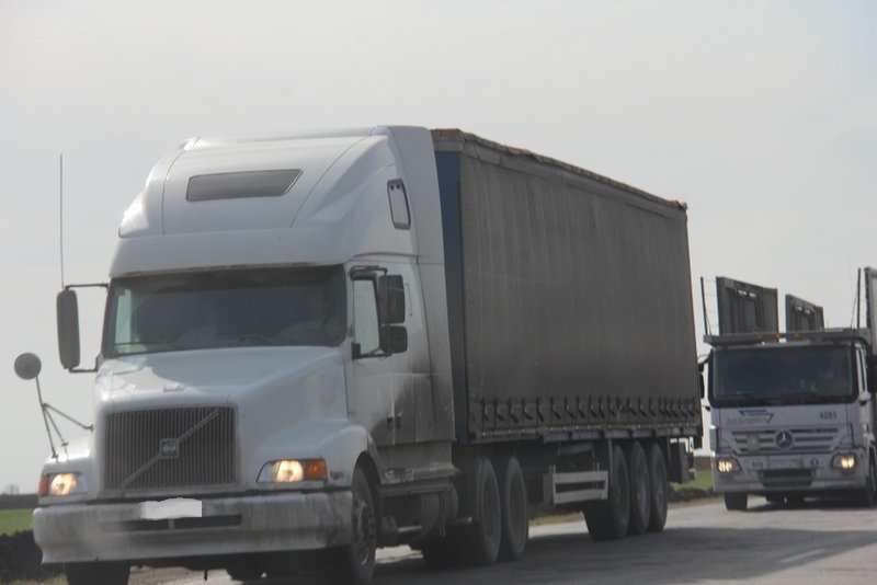 По дорогам Прикамья в апреле и мае ограничат движение грузовиков