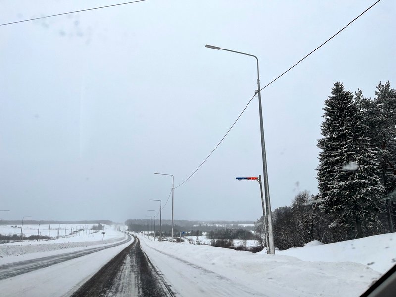 Утром на въезде к Кемерово в несколько аварий попали 10 машин