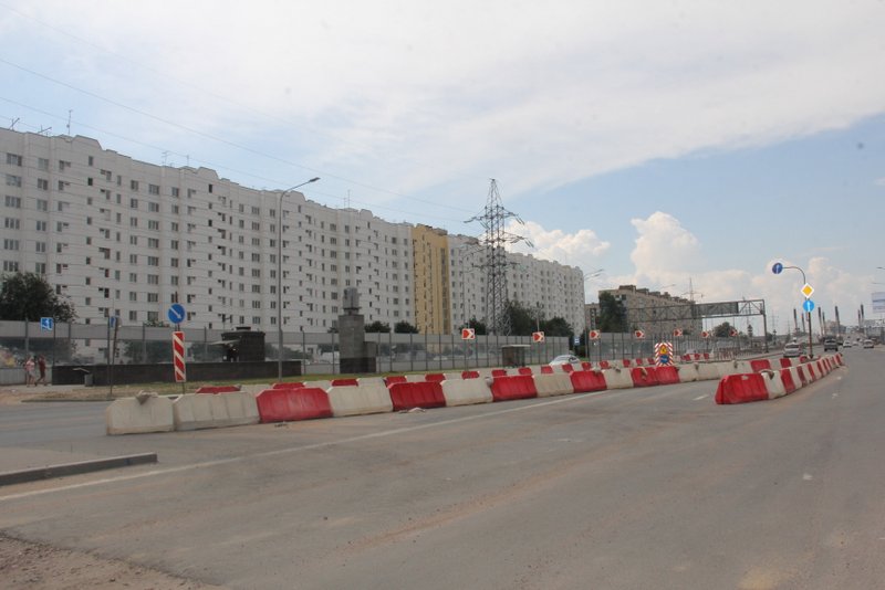 Более чем наполовину построен автомобильный проезд по улице № 3 в Волгограде
