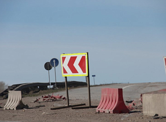От воды освобождаются дороги и мосты в Оренбургской и Курганской областях