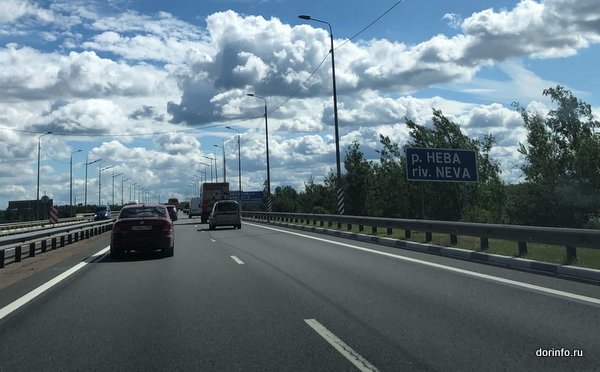 Днем 29 мая в Ленобласти разведут Ладожский мост