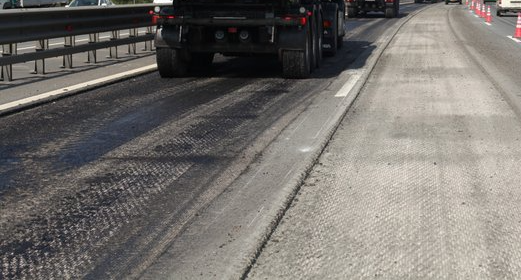 На Борском мосту в Нижнем Новгороде завершили фрезерование старого асфальта