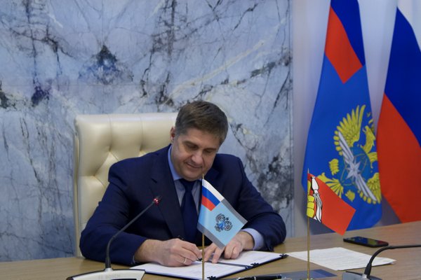 Оренбургская, Воронежская и Тамбовская области подписали с ФДА меморандумы о пятилетнем плане развития дорог