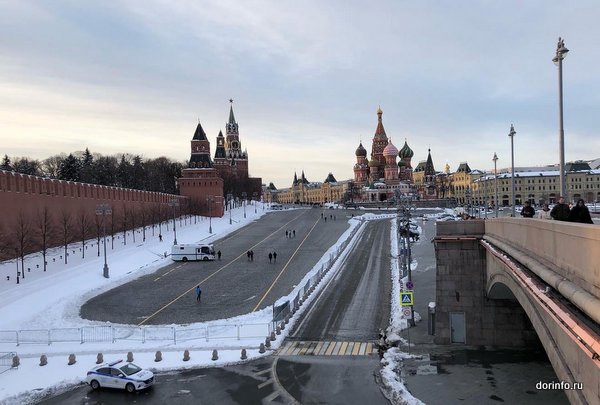 В Москве открыли три полосы Дмитровского путепровода в сторону центра