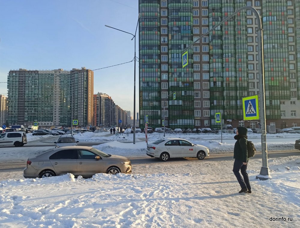 Перекресток Воронцовский бульвар - Менделеевский бульвар-001.jpg