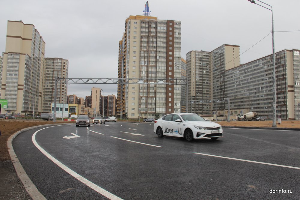 Кольцевой перекресток ускорит движение по съездам развязки-001.JPG