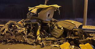 В аварии с грузовиком и легковушкой на трассе Р-255 в Красноярском крае погиб человек