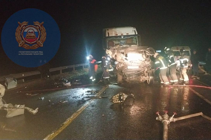 Четыре человека погибли в массовой аварии на трассе Р-241 в Татарстане