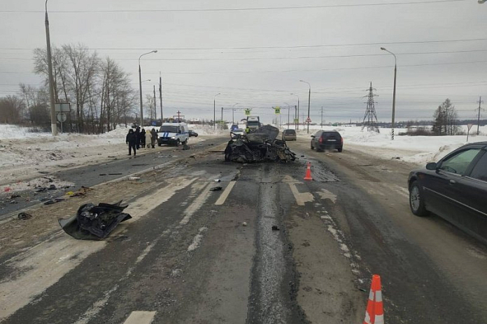 Девушка-водитель «Лады» погибла в аварии на трассе А-151 в Чувашии