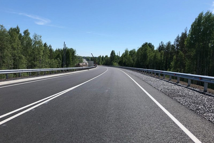Дорогу в сторону аэропорта Левцово под Ярославлем отремонтируют в преддверии рок-фестиваля