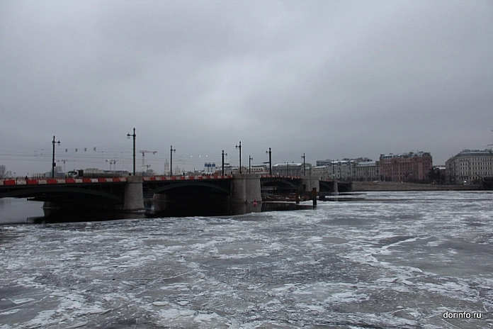 Техническую разводку Биржевого моста в Петербурге выполнят в конце февраля