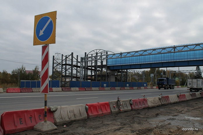Установлен пролет надземного перехода близ ЖК Колумб на обходе Тюмени