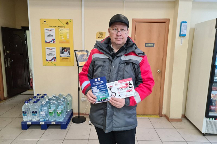 В Ульяновской области федеральные дорожники напомнили водителям правила безопасного движения