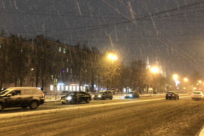 Метель в Петербурге сохранится весь день