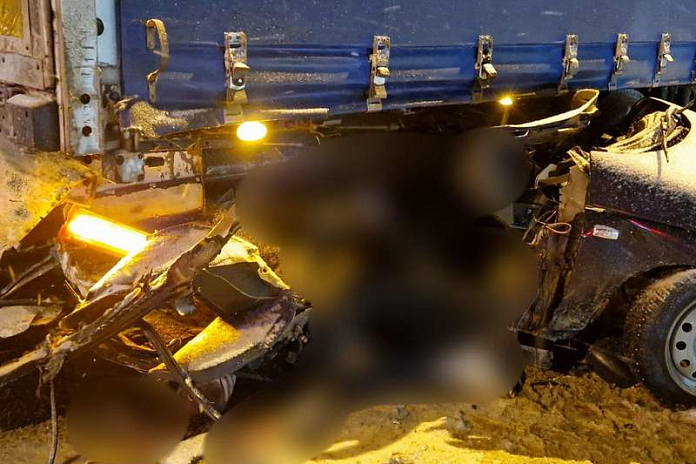 Два пассажира легковушки погибли в ДТП на трассе Р-217 Кавказ в Армавире