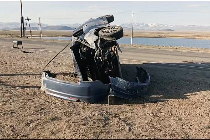 Две девочки погибли в ночном ДТП в Республике Алтай