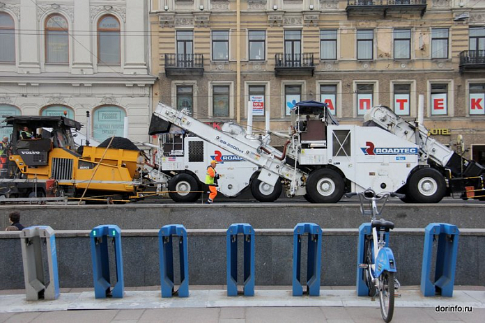 Более 50 дорожных объектов отремонтировали в Петербурге