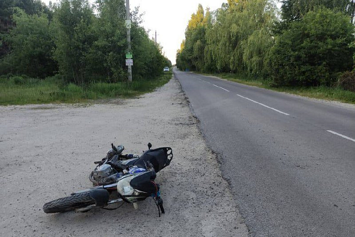 Трое подростков пострадали в ДТП с мотоциклом в Воронежской области