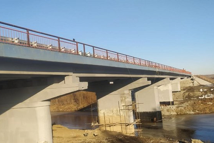 Мост через Тартас в Венгерово Новосибирской области готовят к сдаче