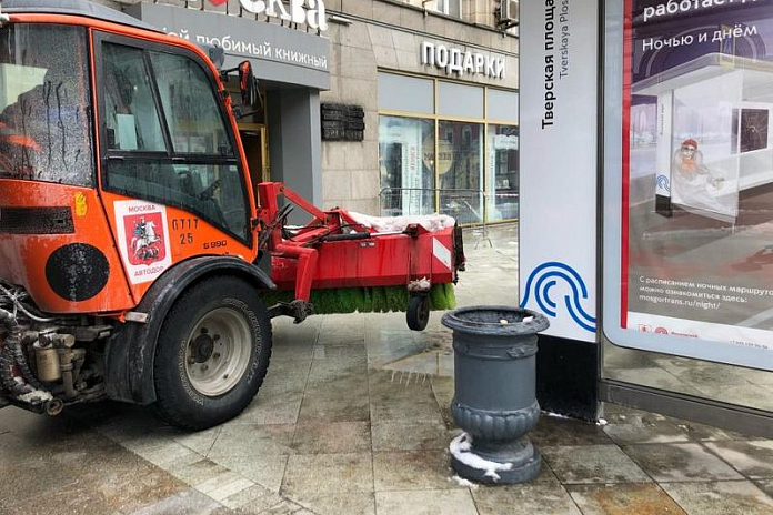 Движение на дорогах Москвы затруднено из-за непогоды – Департамент транспорта