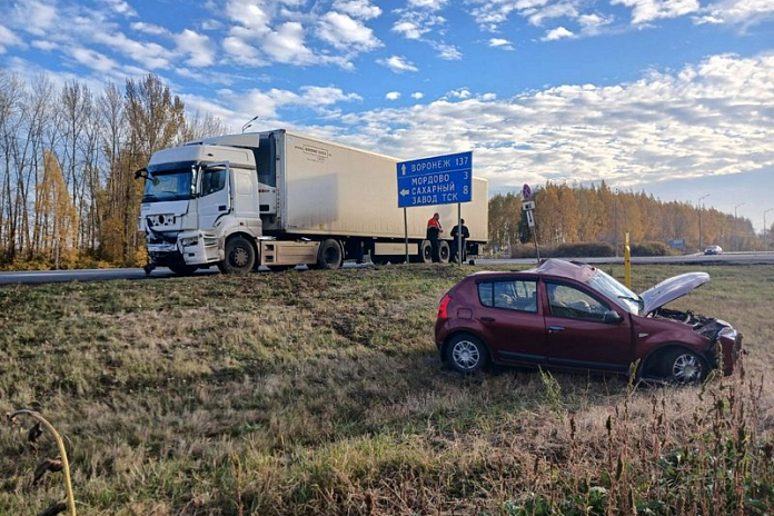 Три человека погибли в аварии на трассе Тамбов – Воронеж в Тамбовской области