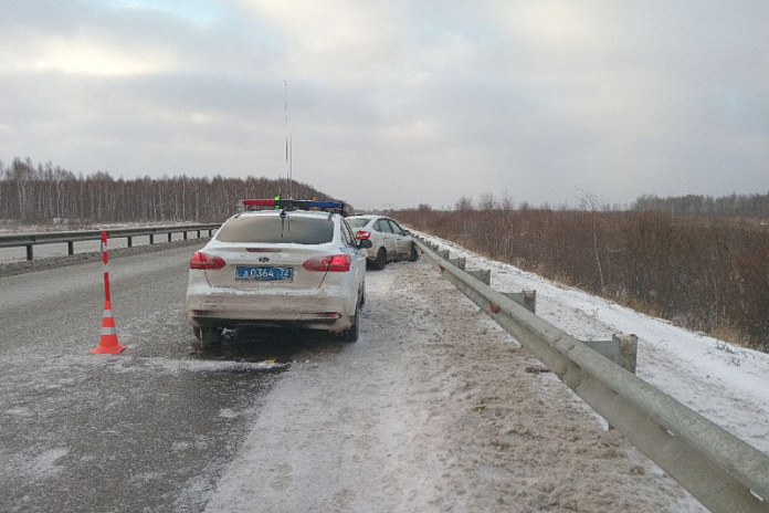 В аварии на трассе Р-404 в Тюменской области погиб водитель «Лады»