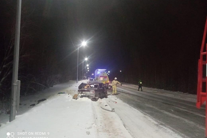 Два человека погибли в ДТП на дороге Сургут - Салехард на Ямале