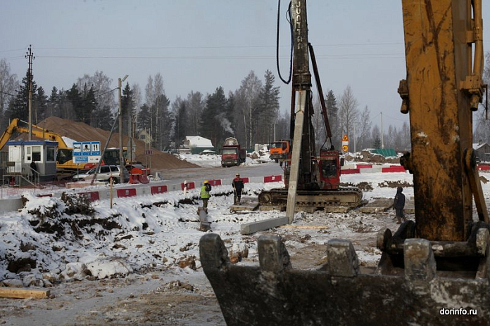 Продолжается строительство моста через реку Целебную на Сахалине