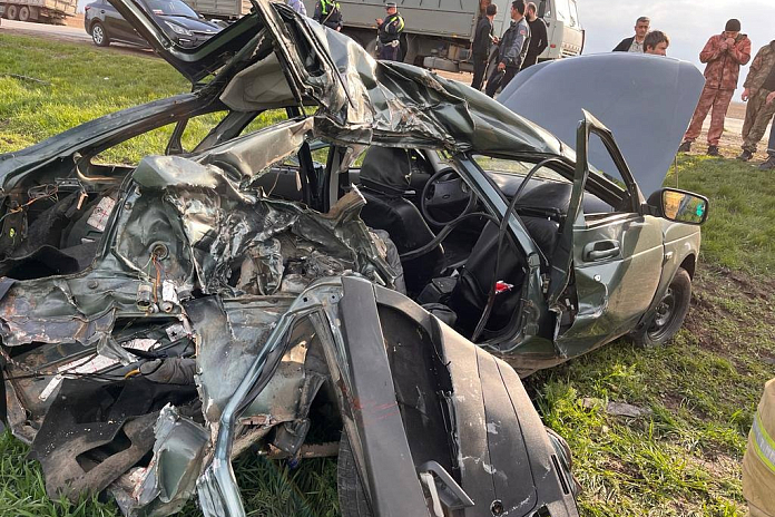 Пятилетний мальчик погиб в ДТП на трассе в Ростовской области