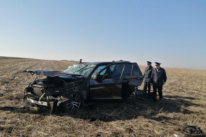 Водитель BMW Х5 погиб в аварии на трассе Р-158 в Пензенской области