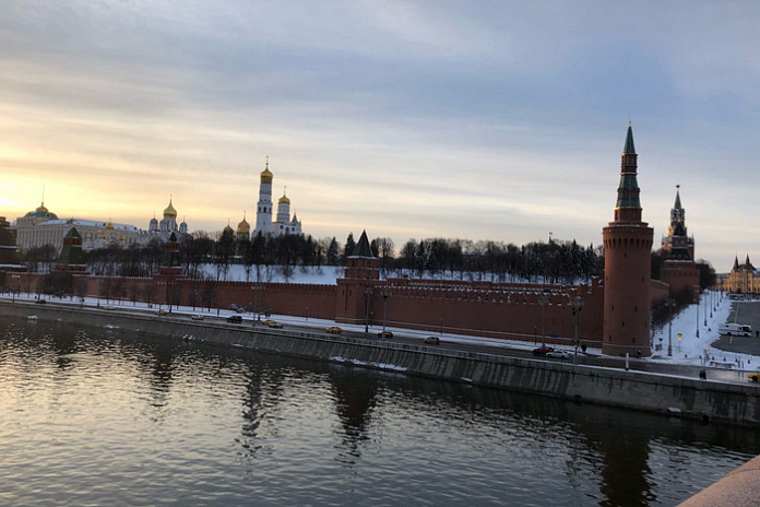Водителей Москвы просят отказаться от поездок на автомобилях из-за пробок