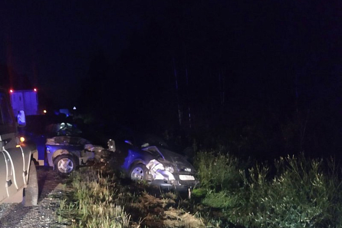 Один человек погиб, четверо пострадали в аварии на трассе Р-176 в Кировской области