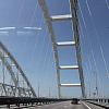 С каждой стороны Крымского моста проезда ожидает более 200 автомобилей