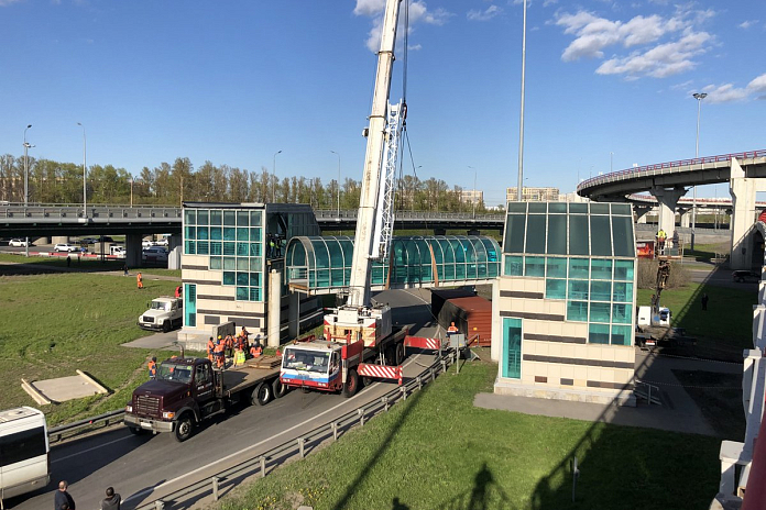 В ночь на 3 ноября перекроют съезд на развязке КАД Петербурга с Пулковским шоссе