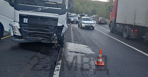 Два человека погибли в утренней аварии на трассе М-4 Дон на Кубани
