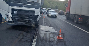 Два человека погибли в утренней аварии на трассе М-4 Дон на Кубани