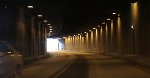 Ограничивается движение в тоннеле дамбы Петербурга