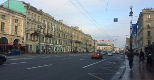 Минтранс РФ предлагает разрешить движение туристических автобусов по выделенным полосам