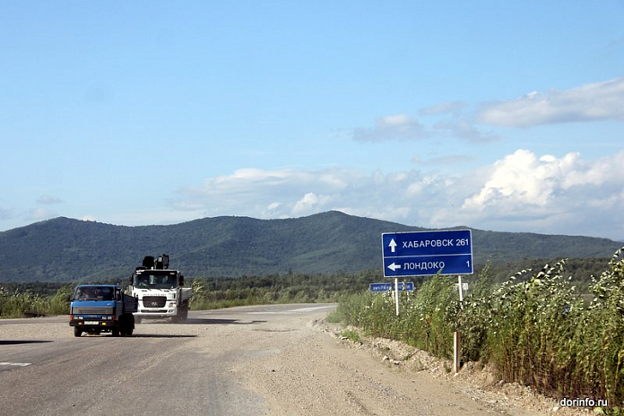 На трассе Р-297 Амур в ЕАО устраняют деформации