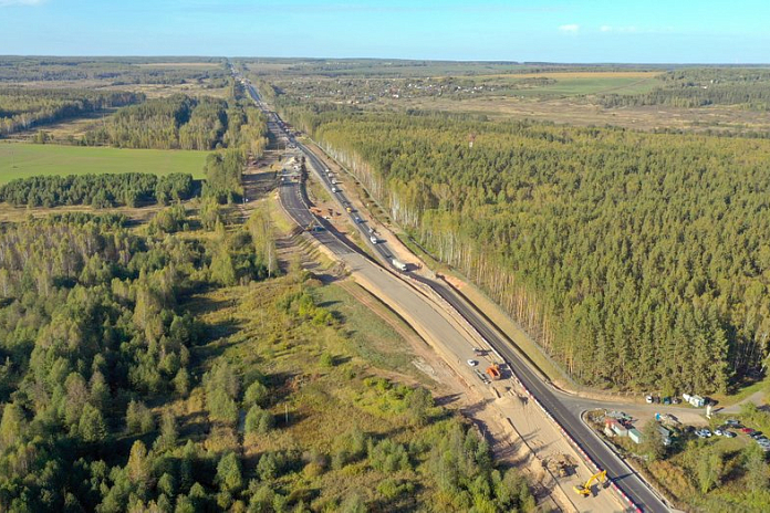 Порядка 200 единиц техники задействовано в расширении трассы Р-158 в Нижегородской области
