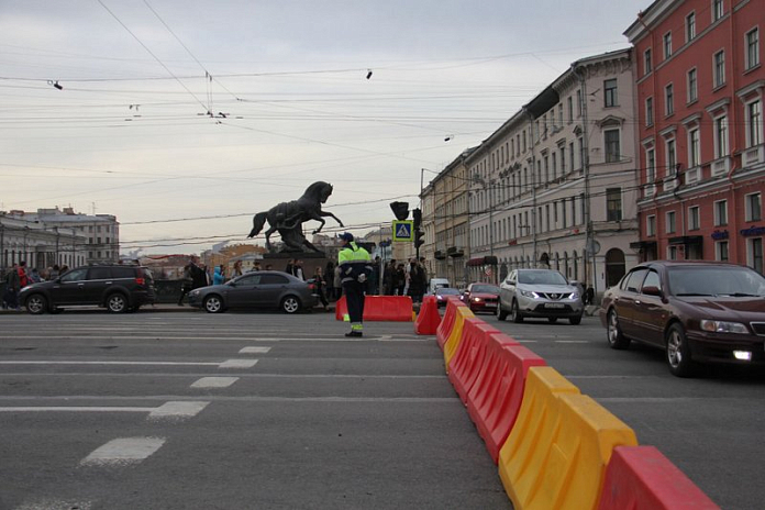 В Петербурге из-за Парада Победы ограничат движение транспорта