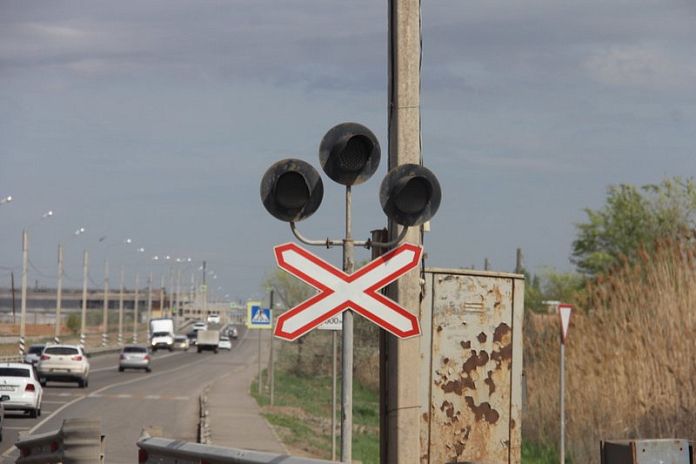 На подъезде к Беломорску в Карелии ограничат движение по ж/д переезду