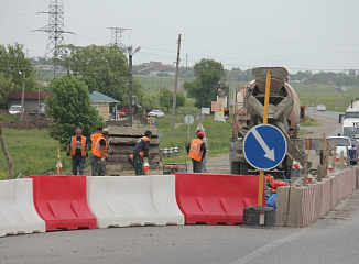 Реверс введут на ответвлении трассы А-180 на д. Лужицы в Ленобласти