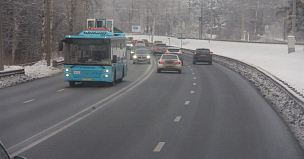 Дорожники предупреждают автомобилистов о снегопадах и усилении ветра в Ленобласти